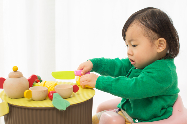 1歳児のおままごとで脳を刺激しよう