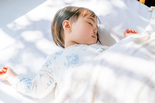 子どもの睡眠時間と早寝早起きの重要性